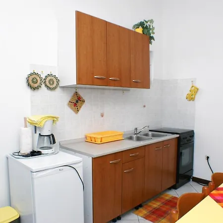 Apartments By The Sea Mandre, Pag - 523 Kolan Exterior photo