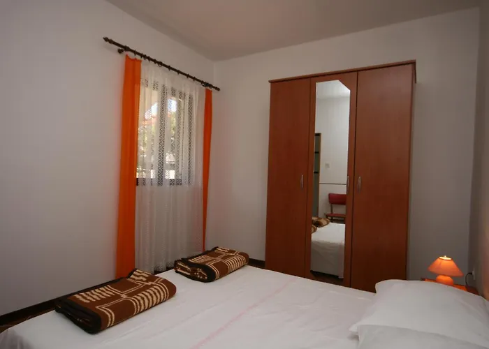 Apartments By The Sea Mandre, Pag - 523